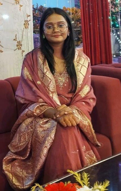 soumya srivastava  home tutor in Varanasi.